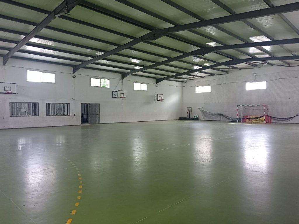 Salle couverte heddi khfacha 
menzah 1 